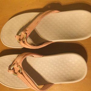 2 Pair Vionic Women's Sandals Black / Peach Size 9